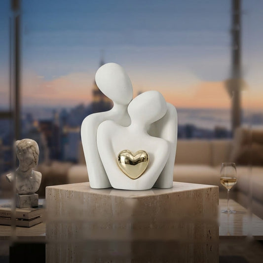 Statue Couple Enlacé – Cœur Doré